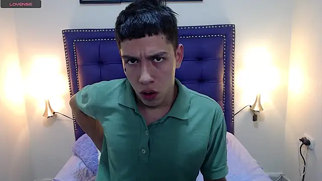 jaxthorn online show from November 27, 5:48 pm