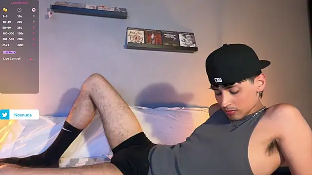 noxnude online show from June 4, 10:27 pm