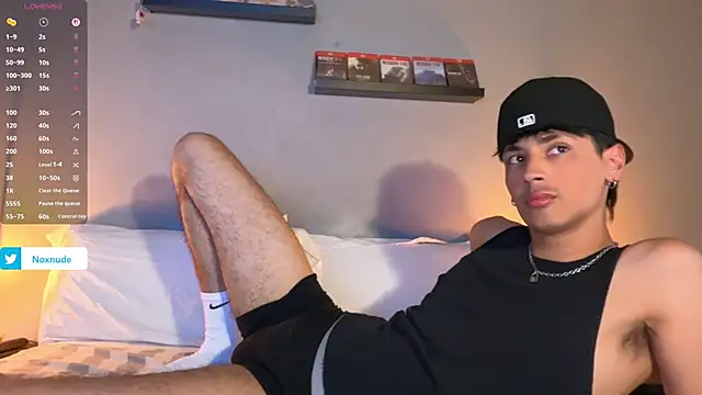 noxnude online show from June 11, 10:30 pm