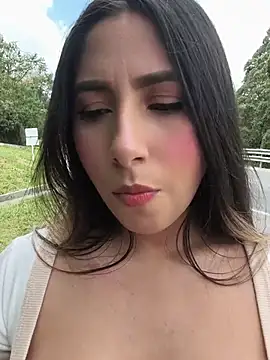 Snapshot of Catalina_ramos chatting on July 3, 4:24 pm Catalina ramos online show from July 3, 4:24 pm