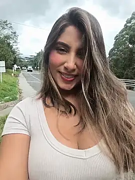 Snapshot of Catalina_ramos chatting on July 9, 8:24 pm Catalina ramos online show from July 9, 8:24 pm