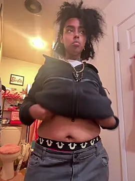 seductivefreak7 online show from December 23, 1:58 am