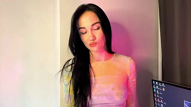 Beautyofnlka online show from November 29, 2:53 pm