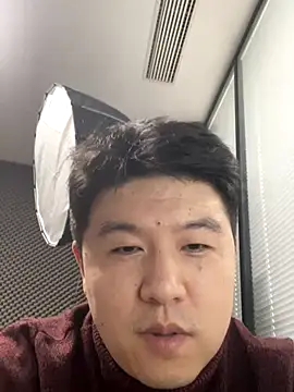 Snapshot of HH-45 chatting on December 4, 10:24 am HH-45 online show from December 4, 10:24 am