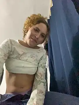 Snapshot of Labby18 chatting on November 26, 4:24 am Labby18 online show from November 26, 4:24 am