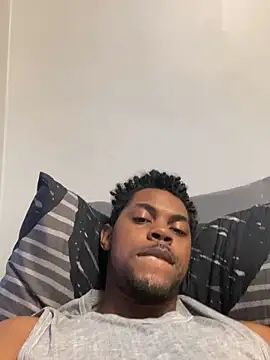 Snapshot of Chocolatemf chatting on December 14, 4:40 am Chocolatemf online show from December 14, 4:40 am