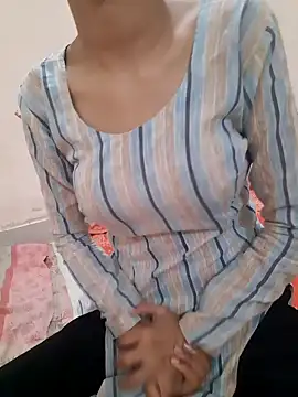 Alpee kumri online show from February 2, 6:28 pm