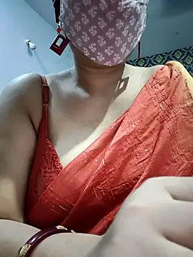 Snapshot of Here_maya chatting on March 6, 6:15 pm Here maya online show from March 6, 6:15 pm