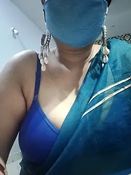 Snapshot of Here_maya chatting on March 29, 6:52 pm Here maya online show from March 29, 6:52 pm