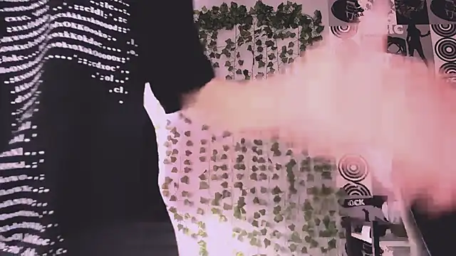 helgicuteness online show from March 16, 12:20 pm