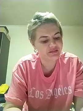 LushLoveee online show from March 5, 5:09 pm