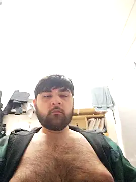 Koma001 online show from March 4, 3:29 pm