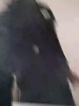 Snapshot of ParejaOcultaXX chatting on December 19, 11:28 am ParejaOcultaXX online show from December 19, 11:28 am