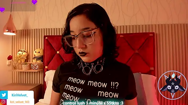 Snapshot of Kiri_Velvet chatting on May 28, 7:55 pm Kiri Velvet online show from May 28, 7:55 pm