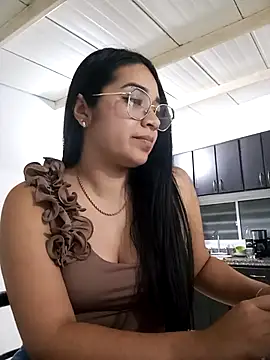  Samantha xxxx online show from December 4, 1:15 am