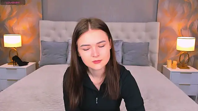 GLORIA BLOOM online show from November 27, 8:44 pm