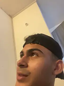 Zezzta online show from March 21, 4:10 pm