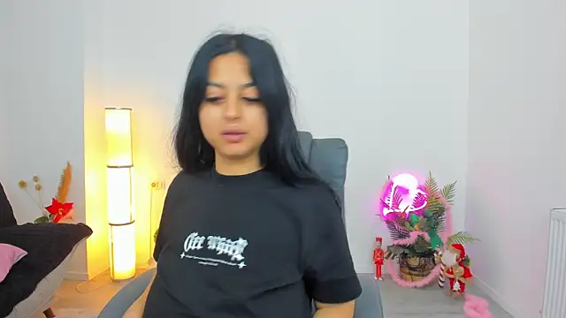 Serennax online show from December 2, 5:13 am