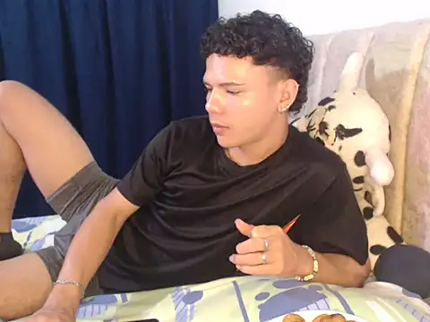 secret justin7 online show from December 20, 3:24 am