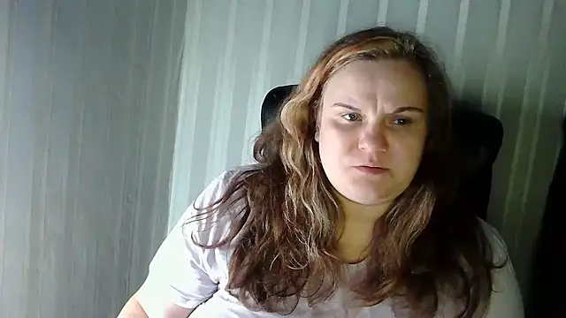 Snapshot of HarmonyKareraa chatting on December 1, 8:47 pm HarmonyKareraa online show from December 1, 8:47 pm