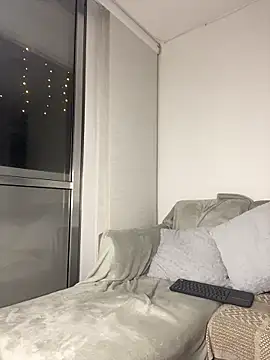 Maxx cooper online show from December 3, 4:09 am