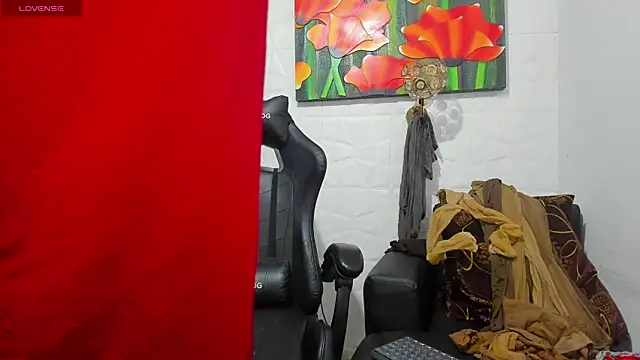 Miss clarepocahose online show from May 7, 12:38 am