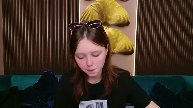 Samantha Martines online show from February 13, 8:27 pm