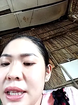 Lin-kute98 online show from April 25, 6:05 am