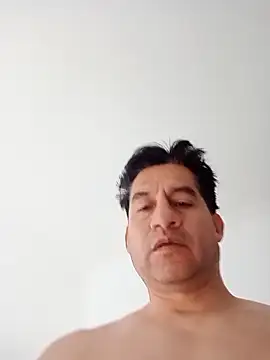 Snapshot of ChrisFloresP chatting on December 3, 12:25 pm ChrisFloresP online show from December 3, 12:25 pm