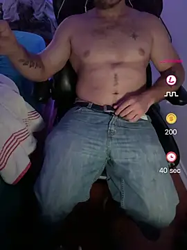 2addictivelyhorny online show from June 1, 8:27 am