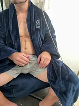 2addictivelyhorny online show from June 21, 3:03 pm