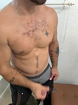 2addictivelyhorny online show from July 21, 8:11 pm