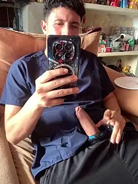 angelxxx95 online show from February 13, 7:10 pm