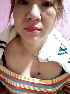 Lily-ross22 online show from November 28, 11:51 pm