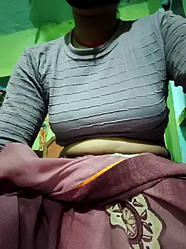 Snapshot of Punam_panjabi chatting on June 18, 9:36 am Punam panjabi online show from June 18, 9:36 am