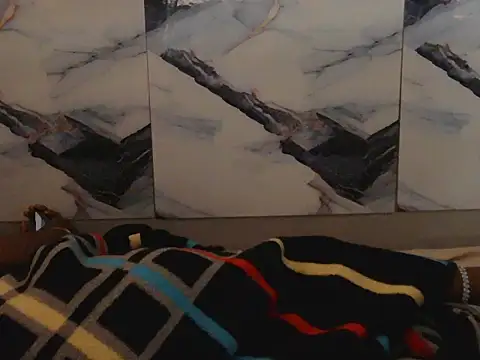 Snapshot of bubble_love213 chatting on November 30, 6:50 am bubble love213 online show from November 30, 6:50 am