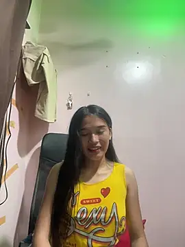 Snapshot of wet_princess69x chatting on May 23, 12:20 pm wet princess69x online show from May 23, 12:20 pm