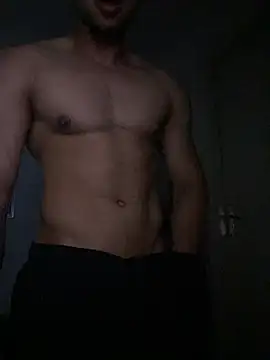 MoreninhoMagrinho online show from December 5, 3:37 am