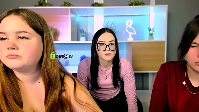 Snapshot of candy_flossie1 chatting on February 3, 7:30 pm candy flossie1 online show from February 3, 7:30 pm