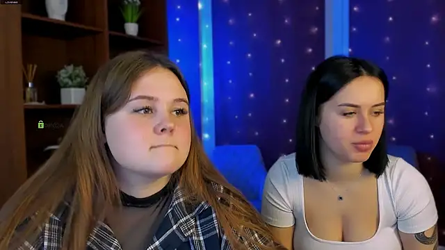 Snapshot of candy_flossie1 chatting on February 6, 7:50 pm candy flossie1 online show from February 6, 7:50 pm