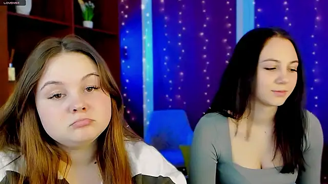 Snapshot of candy_flossie1 chatting on February 27, 8:09 pm candy flossie1 online show from February 27, 8:09 pm