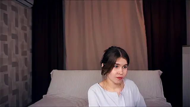 ZulaRattan online show from December 2, 6:58 pm