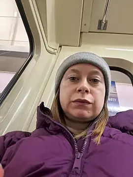 Brooke lover online show from March 7, 7:11 pm