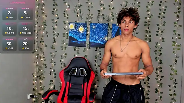 LiamVibes212 online show from March 1, 12:40 pm