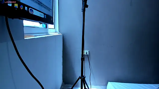 LiamVibes212 online show from March 6, 6:04 pm