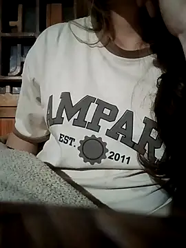 Snapshot of NariShow chatting on December 18, 4:02 pm NariShow online show from December 18, 4:02 pm