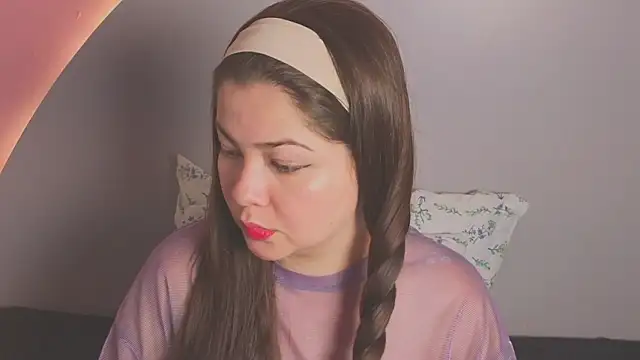 amyvans  online show from March 17, 8:56 pm