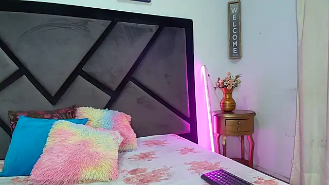 TashaNaughty4u online show from December 5, 12:14 pm