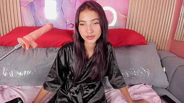 Maybeelin  online show from November 26, 10:00 pm