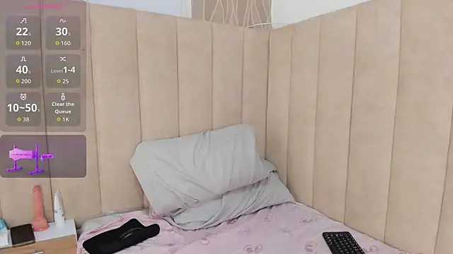 Maybeelin  online show from November 27, 10:12 pm